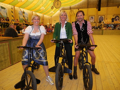 Radln ist eine riesen Gaudi und das nicht nur im Velodrom auf dem Oktoberfest! Und gut für unser Klima ist es auch noch!