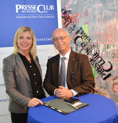 Besuch beim PresseClub München e.V. Mit Mitgliedern des PresseClubs München, Journalisten und Gästen wurde u.a. neben dem Hochwasserschutz auch über das wichtige Zukunftsthema Klimaschutz diskutiert.